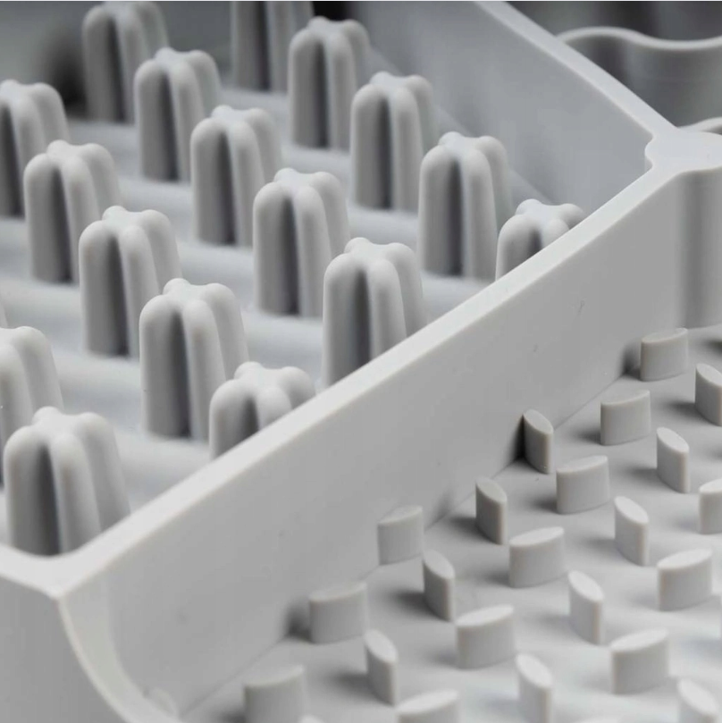 Duvo+ Triple Mata Spowalniająca Jedzenie dla Dobermana Silikonowa Szara 20 cm | SklepDoberman.pl